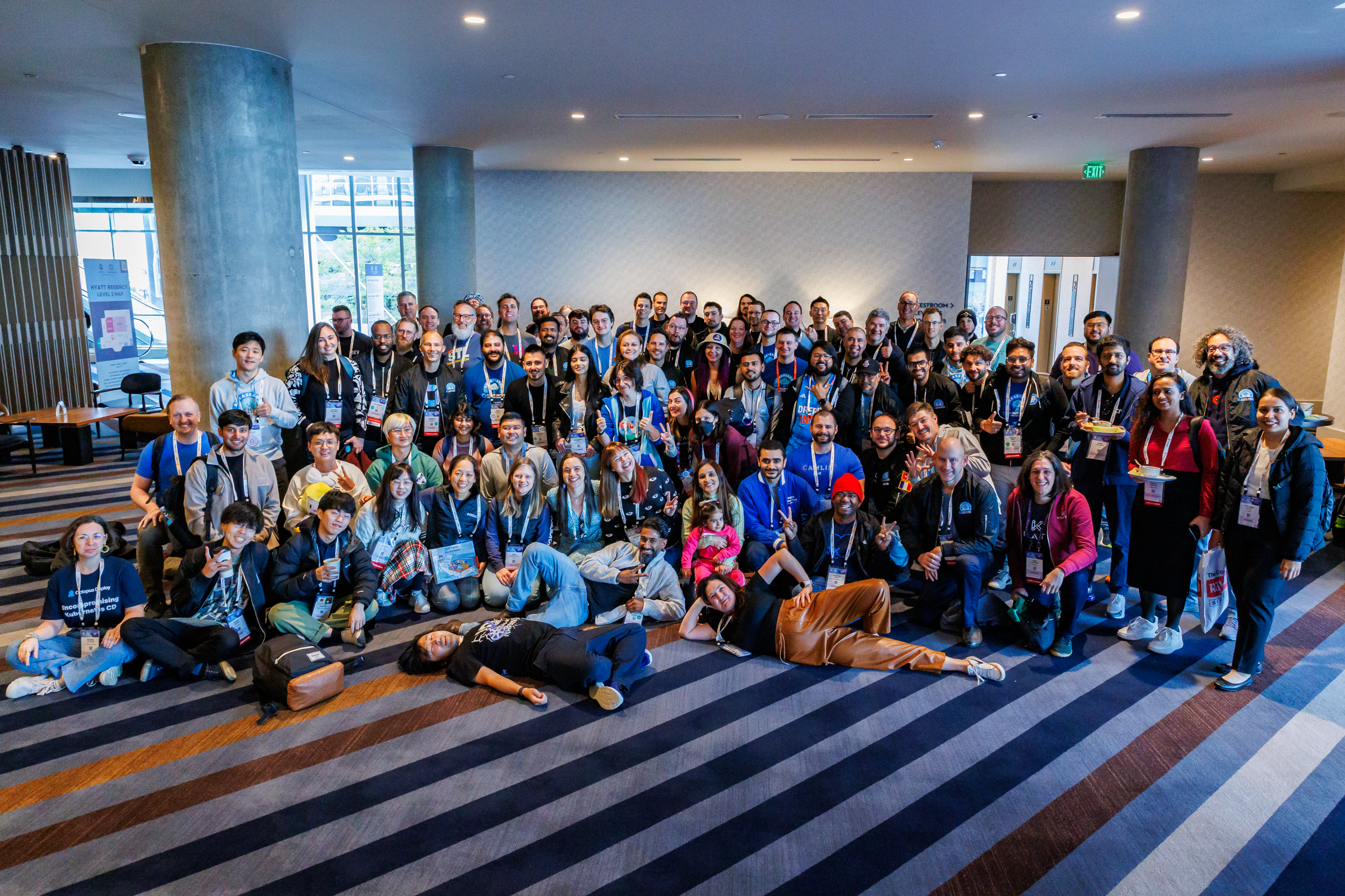 KubeCon + CloudNativeCon NA 2024 - CNCF Ambassador + Kubestronaut Breakfast —— 來源：CNCF Flickr